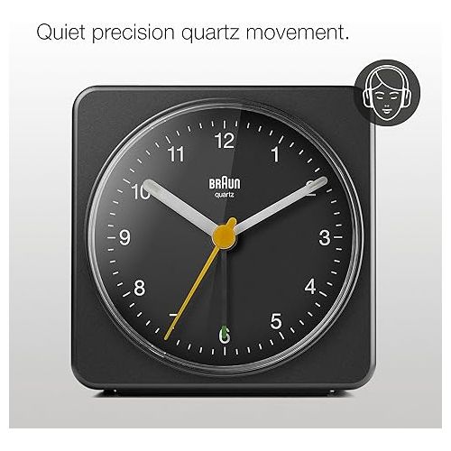 브라운 Braun Classic Analogue Clock with Snooze and Light, Quiet Quartz Sweeping Movement, Crescendo Beep Alarm in Black, Model BC03B