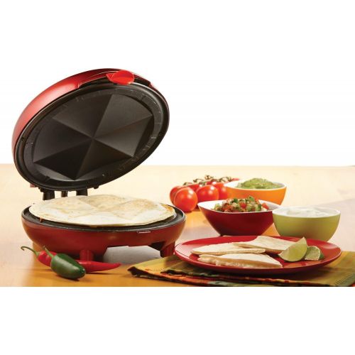  Brentwood TS-120 Red Quesadilla Maker 900 Watts Of Cooking Power