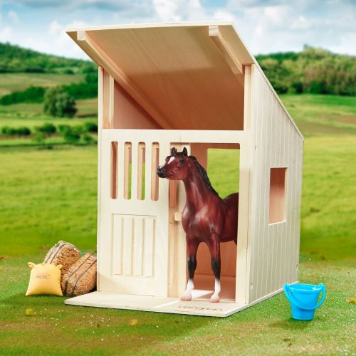  Breyer Classics Hilltop Stable