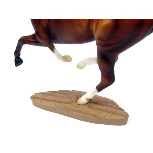  Breyer Traditional Secretariat Horse Model (1: 9 Scale) Toy