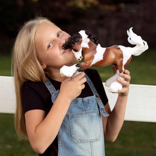  Breyer Traditional Gypsy Vanner Horse Toy Model (1:9 Scale)