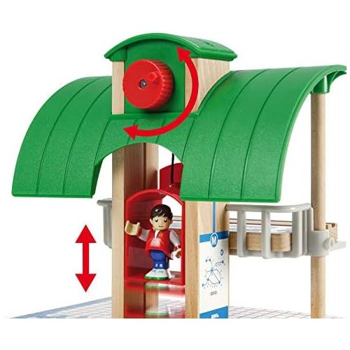  Brio World 33052 Deluxe Railway Set | Wooden Toy Train Set for Kids Age 3 and Up, Green