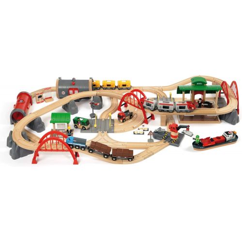  Brio World 33052 Deluxe Railway Set | Wooden Toy Train Set for Kids Age 3 and Up, Green