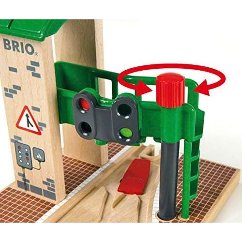  BRIO World - 33674 Signal Station | 2 Piece Toy Train Accessory for Kids Ages 3 and Up