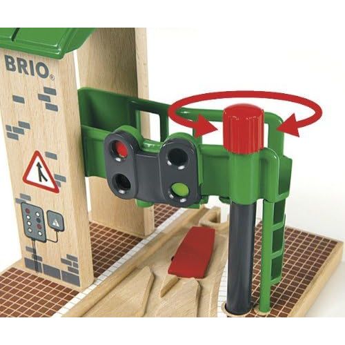  BRIO World - 33674 Signal Station | 2 Piece Toy Train Accessory for Kids Ages 3 and Up