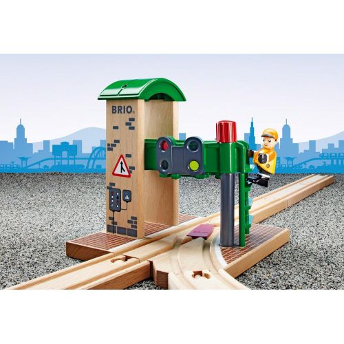  BRIO World - 33674 Signal Station | 2 Piece Toy Train Accessory for Kids Ages 3 and Up