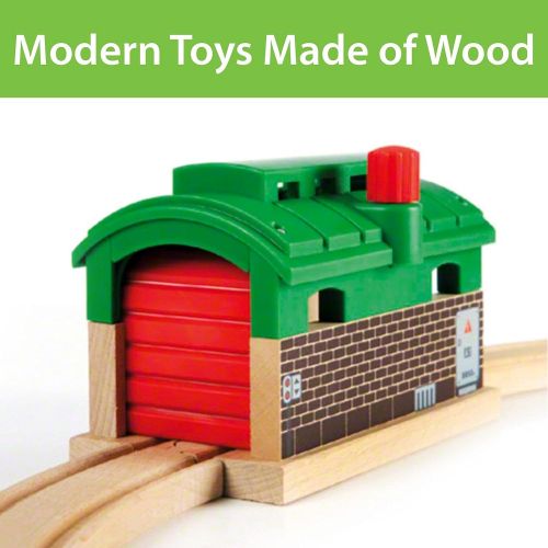  BRIO World 33574 - Train Garage - 1 Piece Wooden Toy Train Accessory for Kids Age 3 and Up