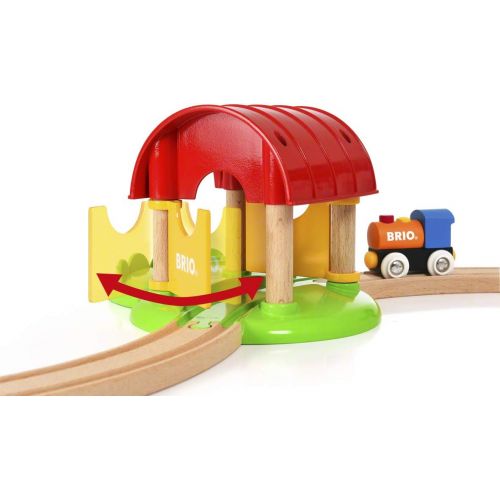  Brio World - 33826 My First Farm | 12 Piece Wooden Toy Train Set for Kids Ages 18 Months and Up