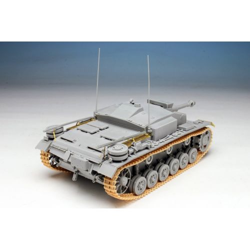  Build model Dragon Models USA 6834 1/35 10.5cm StuH.42 Ausf.E/F Smart Kit