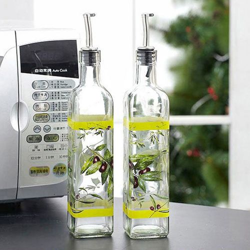  CEDAR HOME Olive Oil Bottle Set Glass Dispenser Vinegar Cruet 17oz. with Stainless Steel Leak Proof Pourer Spout for Cooking or Salad Dressing, 2 Pack, Green