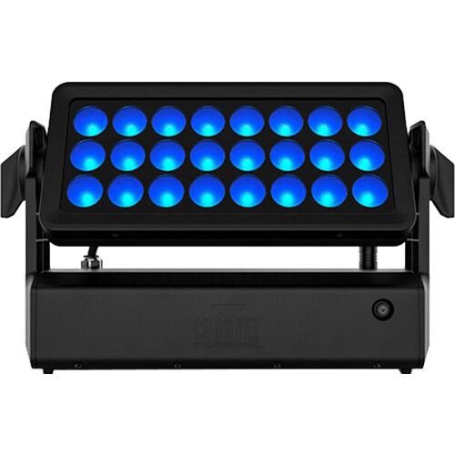  CHAUVET PROFESSIONAL WELL Panel Wireless IP65 Outdoor-Ready Battery-Powered Wash Light (RGBWW)