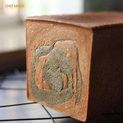  [아마존베스트]CHEFMADE Pullman Loaf Pan with Lid, 0.99Lb Dough Capacity Non-Stick Rectangle Flat Toast Box for Oven Baking 4.2 x 7.7x 4.4(Champagne Gold)