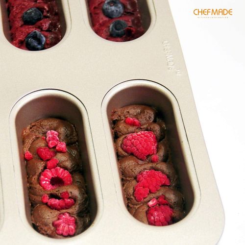  [아마존베스트]CHEFMADE Twinkie Cake Pan, 8-Cavity Non-Stick Mini Hotdog-Shaped Muffin Bakeware for Oven and Instant Pot Baking (Champagne Gold)