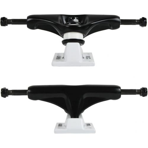  Core Skateboard Package 5.0 Black/White Trucks 52mm Black Wheels