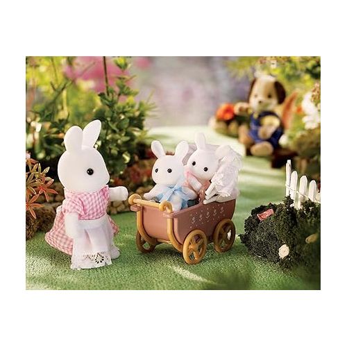  Calico Critters Connor & Kerri’s Carriage Ride - Enchanting Adventures Await with This Adorable Doll Playset