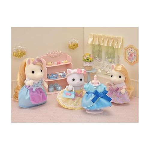  Calico Critters Princess Dress Up Set, Dollhouse Playset with Figure and Accessories