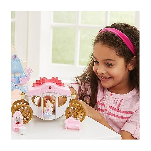  Calico Critters Royal Carriage Set - Dollhouse Playset & Vehicle with Doll and Accessories Included. Your Fairytale Adventure Awaits!