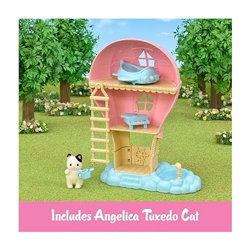  Calico Critters Baby Balloon Playhouse, Dollhouse Playset with Tuxedo Cat Figure Included