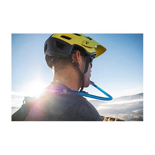  CamelBak Crux 3-Liter Water Reservoir - Hydration Bladder - Faster Water Flow Rate - Leak-Proof Water Bladder - Ergonomic Shape - Big Bite Valve - BPA-Free - 100oz, Blue