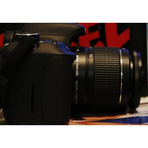 캐논 Canon EOS Rebel T3i 18 MP CMOS Digital SLR Camera and DIGIC 4 Imaging with EF-S 18-55mm f/3.5-5.6 is Lens