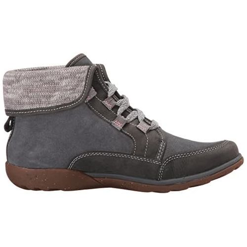  Chaco Womens Barbary Boot