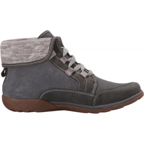  Chaco Womens Barbary Boot