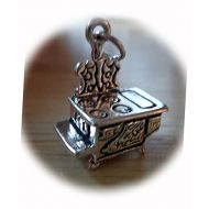 CharmingStuffS New Sterling Silver 3D 18x14x10mm Kitchen Old Wood Cooking Stove Charm SI3256CH