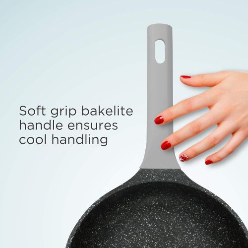  [아마존베스트]8 inch Nonstick Frying Pan, Professional Grade Die Cast Aluminum Pan, 2 Layer Nonstick Coating, Bakelite Handle Nonstick Pan For All Cooktops Bold Red/Black Design by Chefs Star