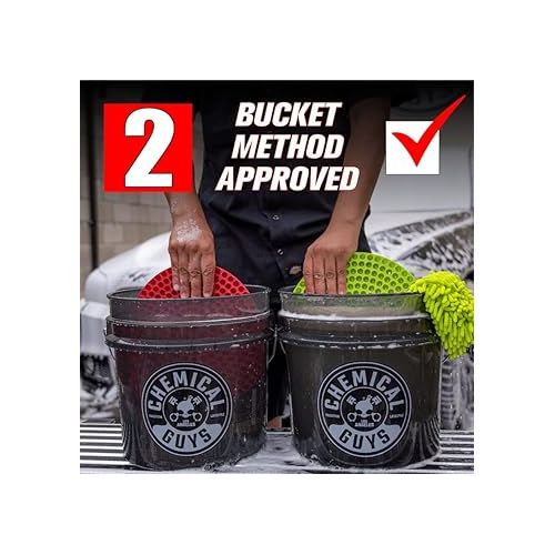  Chemical Guys ACC161 Heavy Duty Smoked Obsidian Black Detailing Bucket (4.5 Gal) and Bucket Lid (for Car Wash, Boat, Truck, RV, Fishing & More)