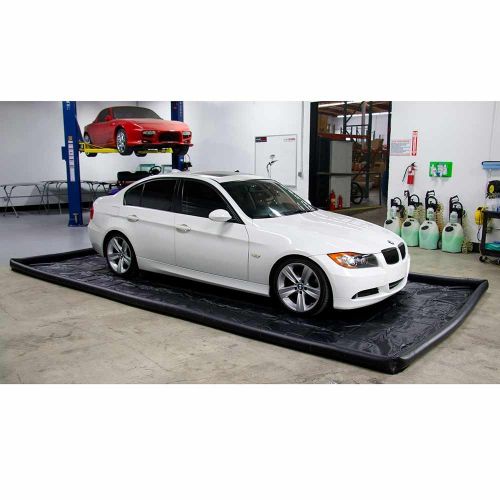  Chemical Guys ACC_M1 Car Wash Water Containment Mat and Water Reclamation System (20 ft. x 10 ft.)