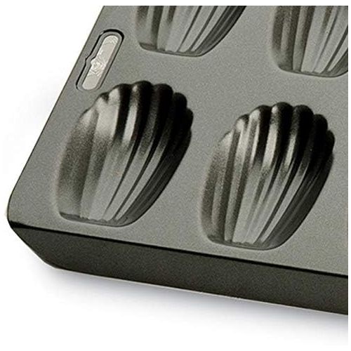  [아마존베스트]Kitchen Craft Chicago Metallic Professional Non-Stick 12-Hole Madeleine Grey Tin 40 x 19 cm