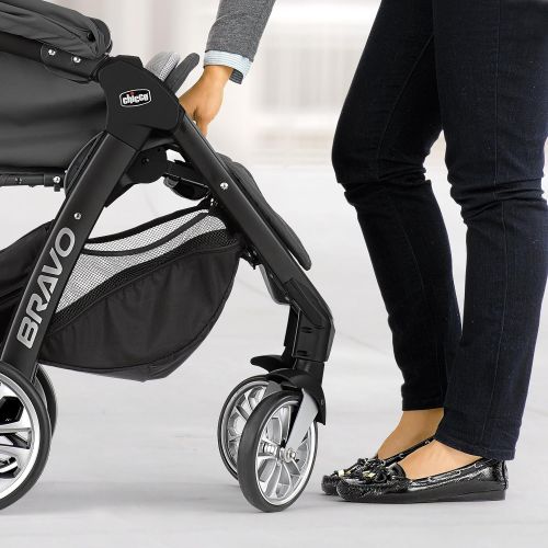 치코 [아마존베스트]Chicco Bravo LE Trio Travel System, Silhouette