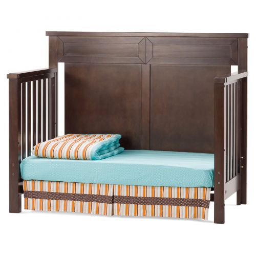  Child Craft Abbott 4-in-1 Convertible Crib Walnut