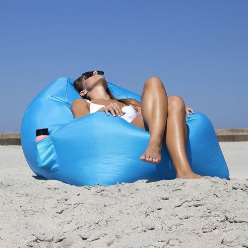  CleverMade Inflatable Lounger Air Chair: Lightweight Recliner Style AirChair, Portable Outdoor Beach Chair with Carry Bag, Ground Stakes, and Storage Pockets, Blue
