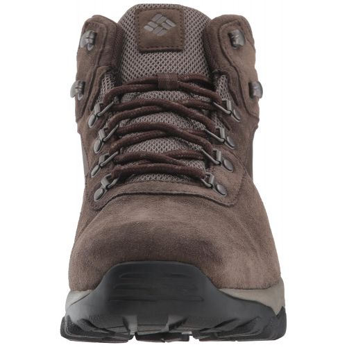 컬럼비아 Columbia Mens Newton Ridge Plus II Suede Waterproof Boot Wide, Breathable, High-Traction Grip