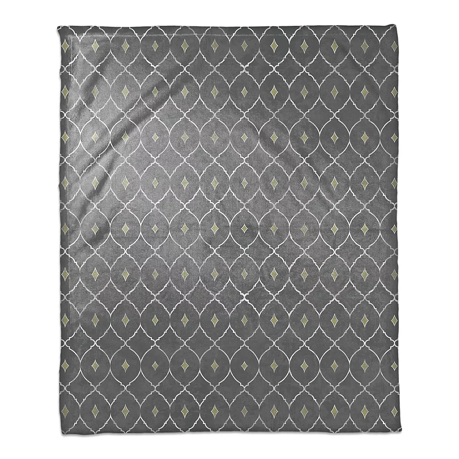 Cool Geo Trend Throw Blanket in Grey