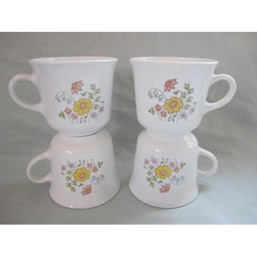  Vintage 1970s Corning Corelle Meadow Cup Mugs - Set of 4
