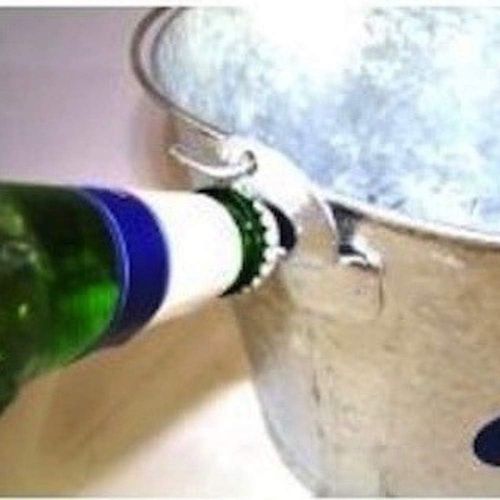  [아마존베스트]Corona Extra Galvanized Beer Bucket W/Built-In Bottle Opener