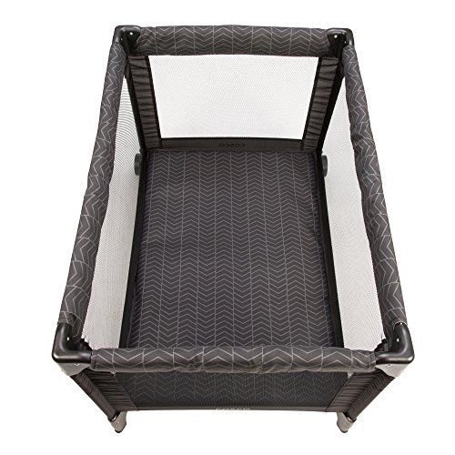  [아마존베스트]Cosco Deluxe Funsport Play Yard, Black Arrows