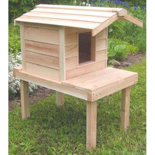  CozyCatFurniture Outdoor Cat House with Lounging Deck and Extended Roof, Thermal-ply Insulation, Waterproof Shelter with Raised Platform and Cedar Construction