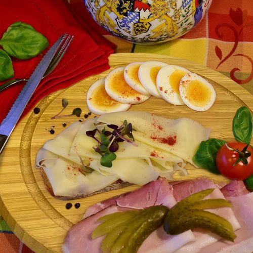  [아마존베스트]Creat Cheese Board with Cheese Tools Round Cutlery Set Bamboo Charcuterie Board Set With 4 Knives Comes with Slide Out Drawer Platter Serving Tray Durable Best Gift for Wedding Birthday