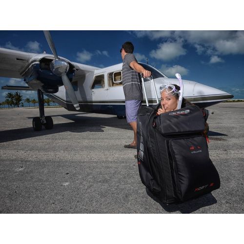 크레시 Cressi Strong Large Capacity Roller Luggage Bag 115L with Backpack Straps | Moby 5 Designed in Italy