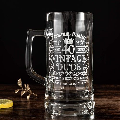  [아마존베스트]Crisky 40th Birthday Vintage Dude Beer Mug for Men 40 Years Old Gift 21 oz Birthday Beer Glass for Him, Husband, Father, Brother Friends Uncle Coworker, Large Capacity Beer Mug Gif