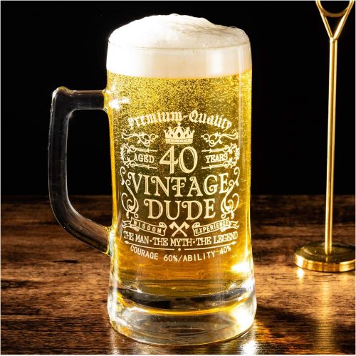  [아마존베스트]Crisky 40th Birthday Vintage Dude Beer Mug for Men 40 Years Old Gift 21 oz Birthday Beer Glass for Him, Husband, Father, Brother Friends Uncle Coworker, Large Capacity Beer Mug Gif