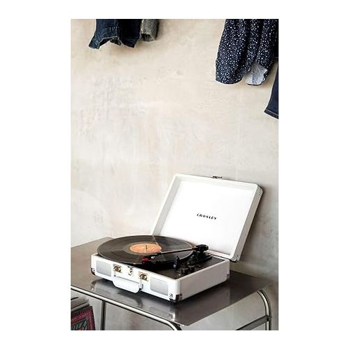 크로슬리 Crosley CR8005D-WS Cruiser Deluxe Vintage 3-Speed Bluetooth Suitcase Vinyl Record Player Turntable, White Sand