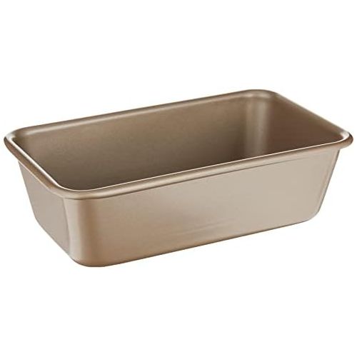  Cuisinart 9-Inch Chefs Classic Nonstick Bakeware Loaf Pan, Champagne