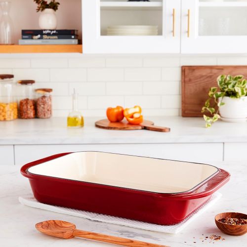  Cuisinart CI1136-24CR Chefs Classic Enameled Cast Iron 14-Inch Roasting/Lasagna Pan, Cardinal Red