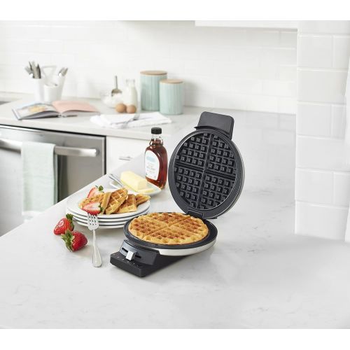  Cuisinart Classic Waffle Maker, Round, Silver