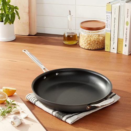  Cuisinart Chefs Classic Nonstick Hard-Anodized 12-Inch Open Skillet with Helper Handle, Black