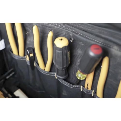  [아마존베스트]Custom Leathercraft DEWALT DGL571 Lighted Roller Tool Bag, 18 in.